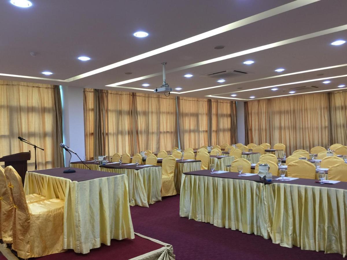 Melang Inn Kuala Pilah Buitenkant foto